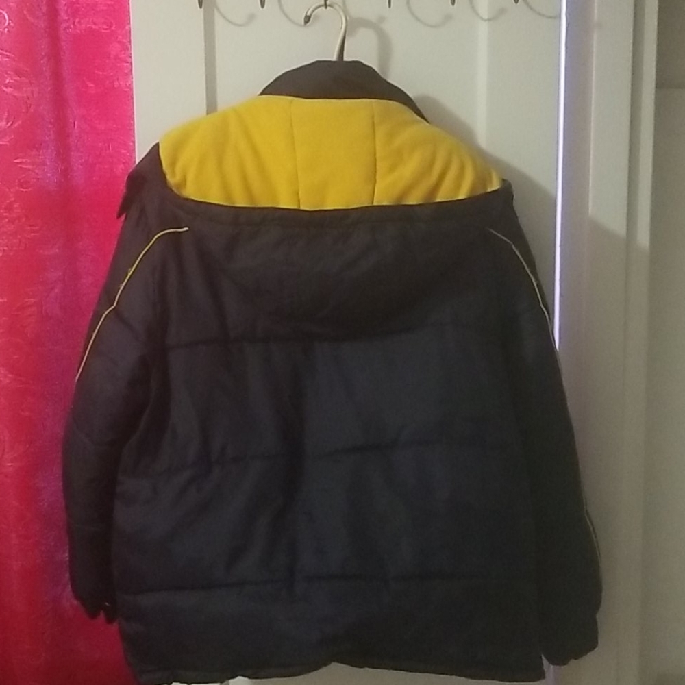 Winter coat - Picture 2 of 4